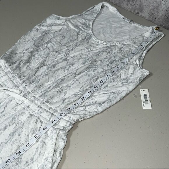 🆕 Daily Ritual Supersoft Terry Sleeveless Scoopneck Jumpsuit Snakeskin Print - Picture 5 of 12